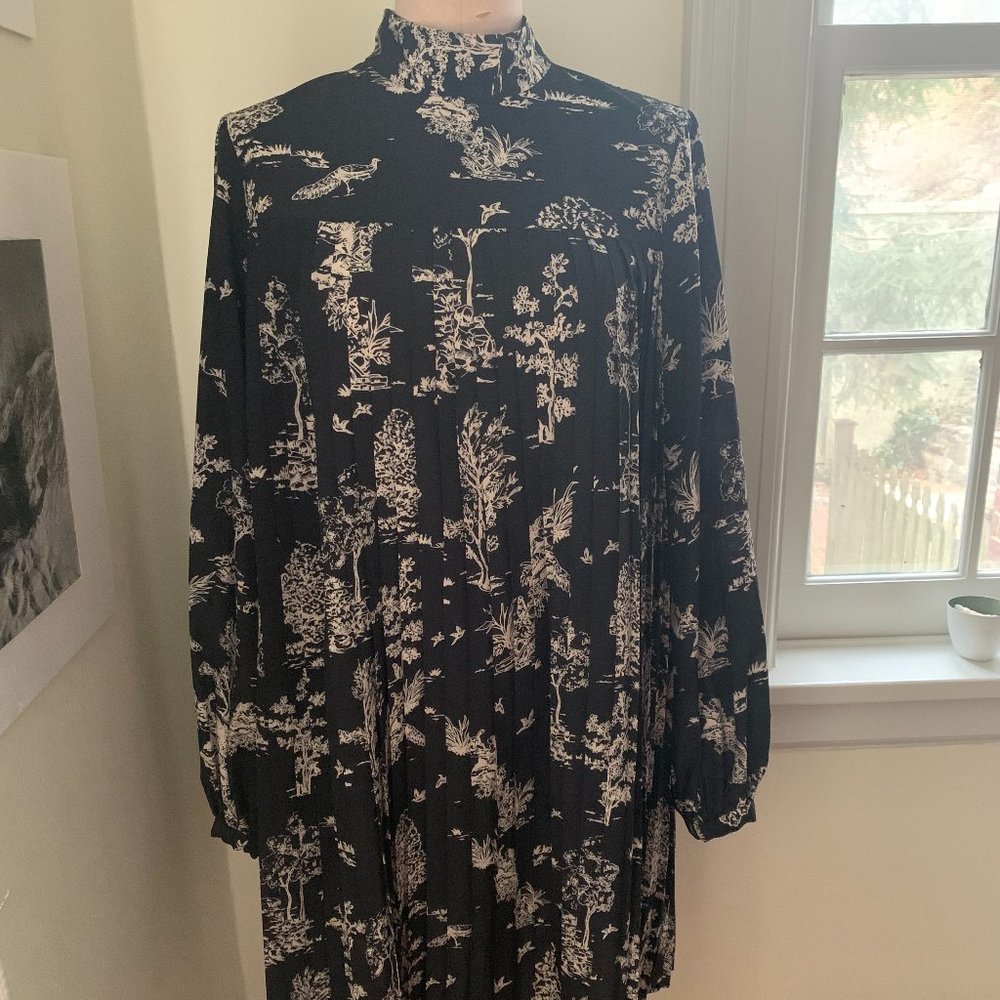 & Other Stories Toile Printed, Pleated, Flowy Dress